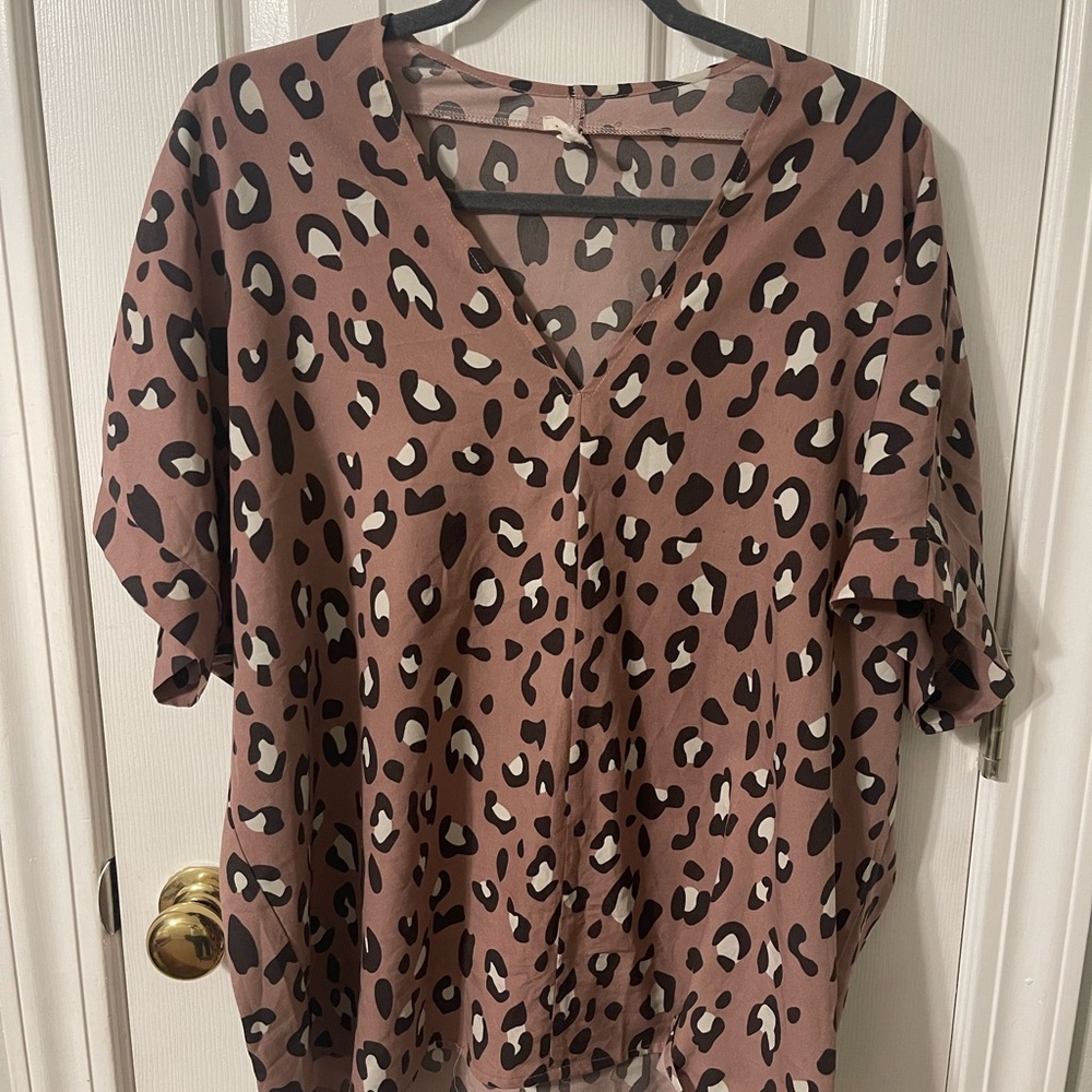 Jodifl leopard print top in mauve, M